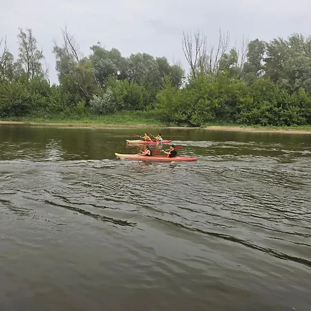 Dom wakacyjny Domek Nad Stawem Agroturystyka *