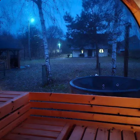 Domek Nad Stawem Agroturystyka Holiday home Juliopol